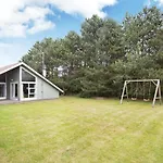 10 Person In Dannemare-by Traum Semesterbostad *