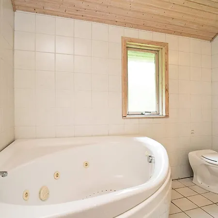 10 Person In Dannemare-by Traum * Dannemare